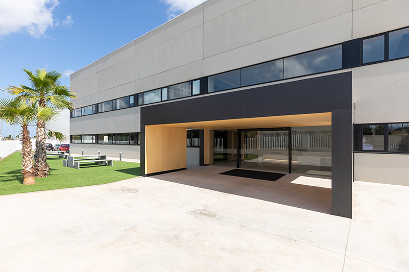Proyecto Binomio Arquitectura - Oficinas Centrales Maxcolchon S.L.