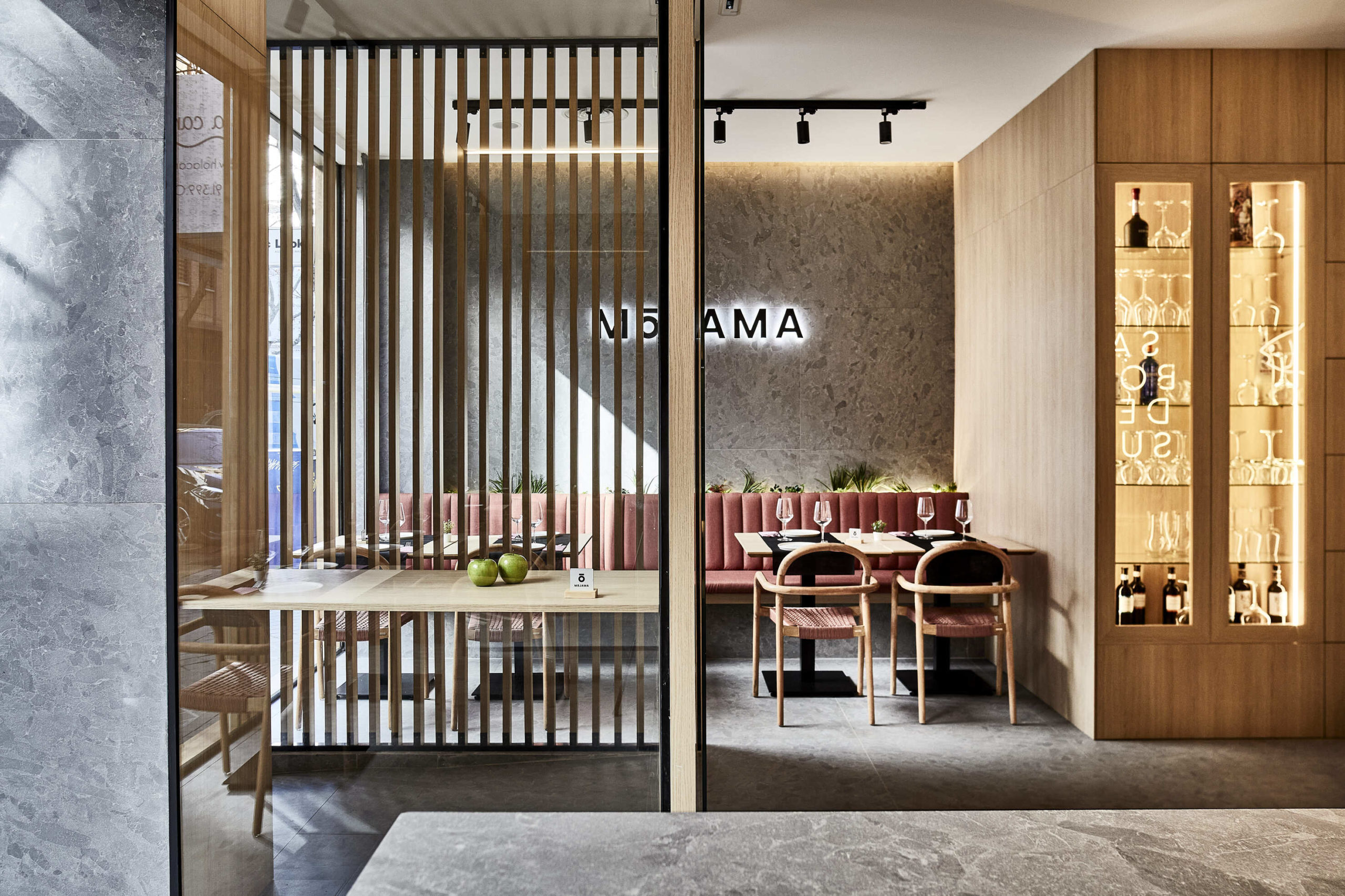 Proyecto Binomio Arquitectura - Restaurante Mojama